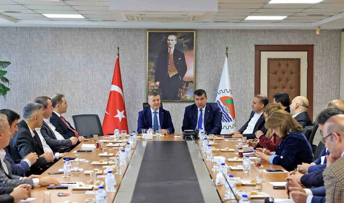 MTSO Şırnak TSO heyetini ağırladı Mersin Ticaret ve Sanayi Odası, Şırnak TSO heyetini ağırlayarak iki