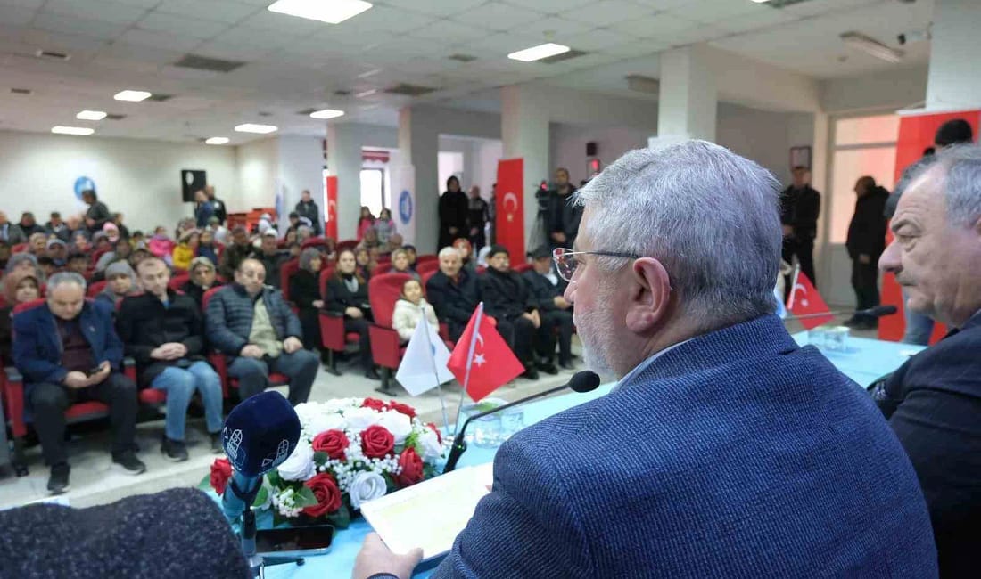 Başkan Aşgın Çöplü Mahallesi’nde vatandaşlarla buluştu Çorum Belediyesi tarafından düzenlenen mahalle buluşmasında konuşan Belediye Başkanı Dr.