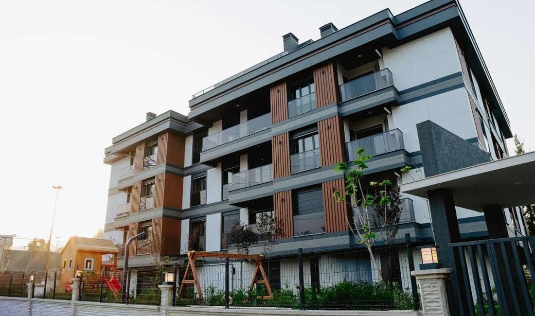 Aliağa adliyesine 34 lojmanlık yeni destek Aliağa’da yapımı süren yeni adliye binasının yanında adliye personeline yönelik