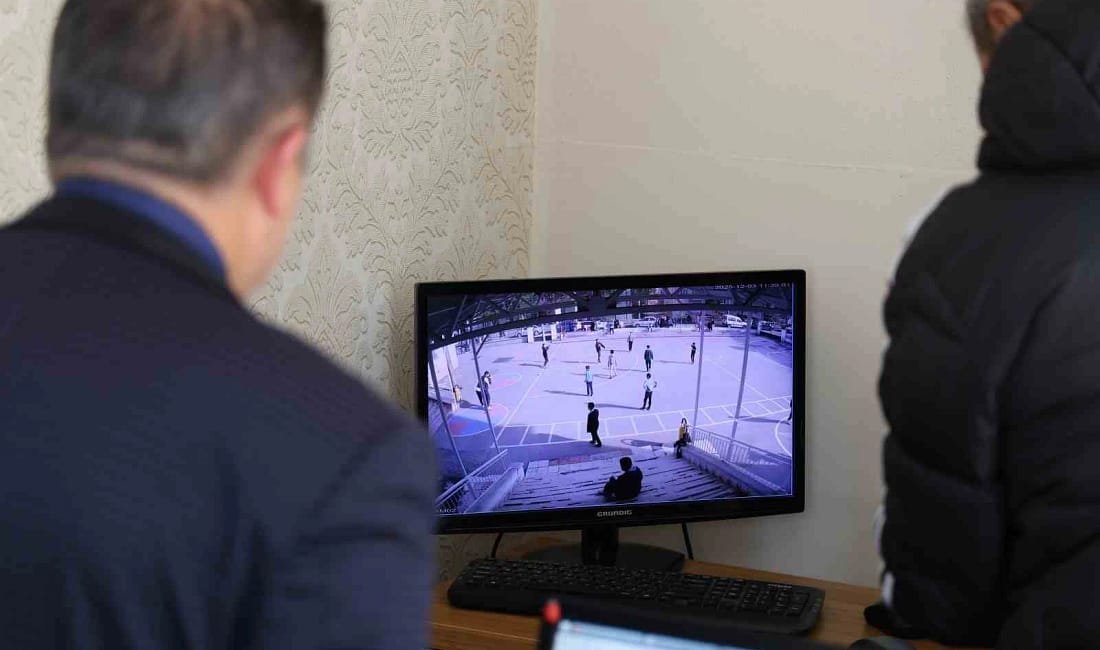 Öğretmenin heimlich müdahalesi öğrenciyi hayata döndürdü Sivas’ta nefes borusuna mandalina kaçan 11 yaşındaki Çağdaş, Beden Eğitimi