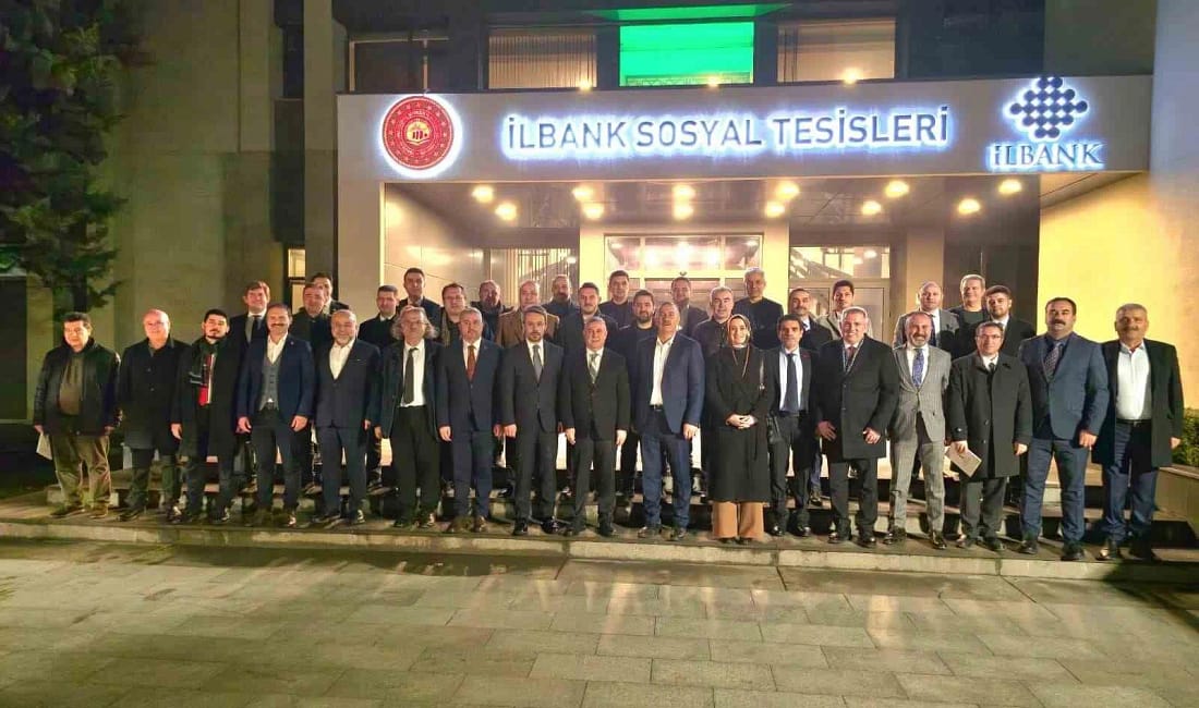Ankara’daki Sinoplu bürokratlar Sinop’un geleceği için buluştu Ankara’da yaşayan ve kamu yönetiminde görev yapan Sinoplu bürokratlar, Sinop’un