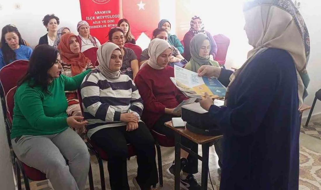 Anamur’da ‘Değerleriyle Güçlü Ailem’ eğitimleri sürüyor Anamur İlçe Müftülüğü tarafından yürütülen ‘Değerleriyle Güçlü Ailem’ projesi kapsamında