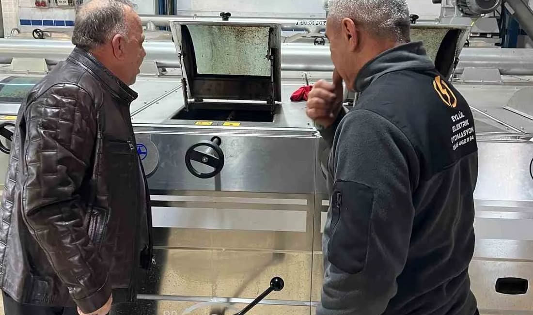 Başkan Özel zeytinyağı üreticileriyle buluştu Bozdoğan Belediye Başkanı Mustafa Galip Özel, zeytin hasat sezonunda zeytinyağı