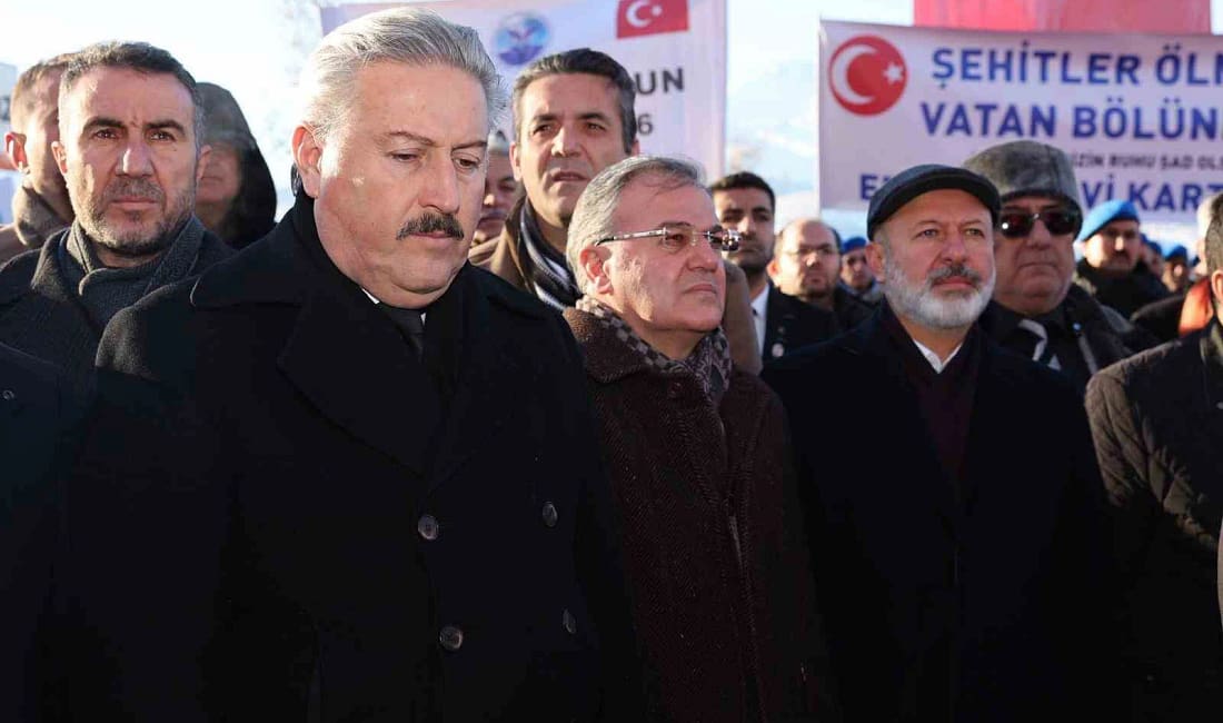 Kayseri’de 17 Aralık şehitleri dualarla anıldı Kayseri’de 17 Aralık 2016’daki hain terör saldırısında şehit olan 15