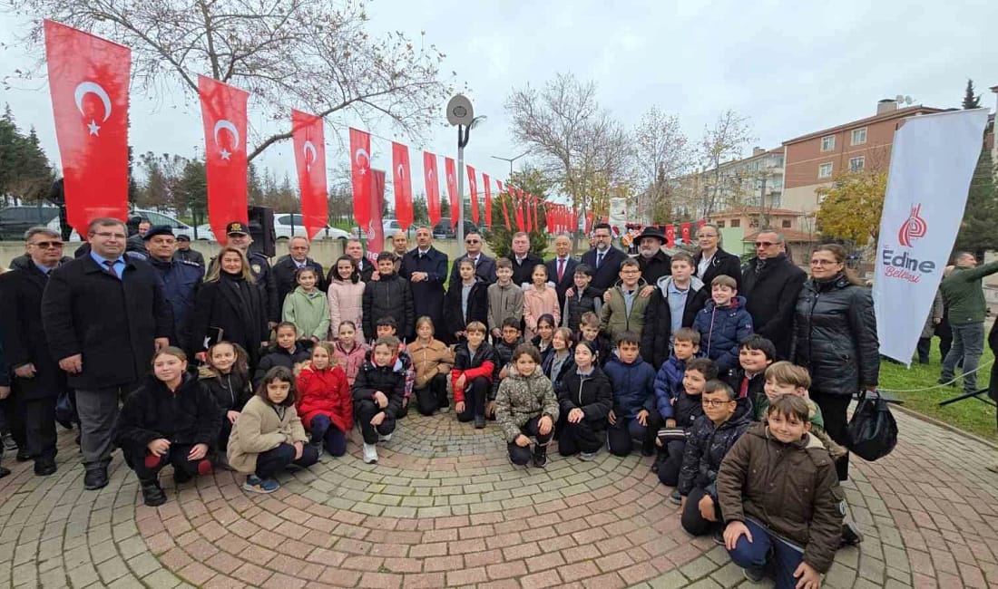 Türkan bebek 41. yılında Edirne’de anıldı Bulgaristan’daki asimilasyon sürecinde annesinin kucağında katledilen ve direnişin sembolü haline