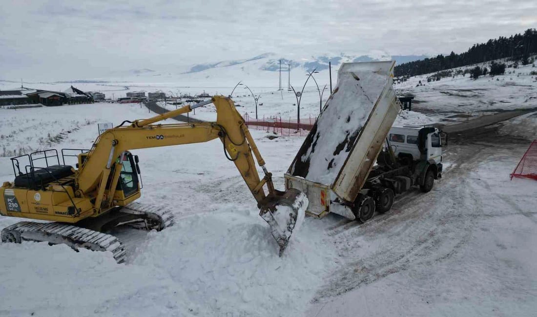 Sarıkamış şehitleri için kardan heykeller kar taşınarak yapılacak Sarıkamış Harekatı’nda şehit olan 90 bin askerin anısını yaşatmak için