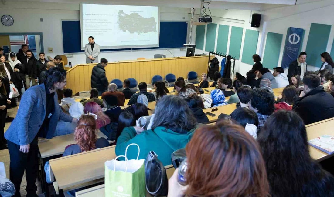 Küllüoba’da 5 bin yıllık ekmek hikâyesi anlatıldı Anadolu Üniversitesi’nde düzenlenen seminerde Küllüoba’da bulunan 5 bin yıllık ekmeğin