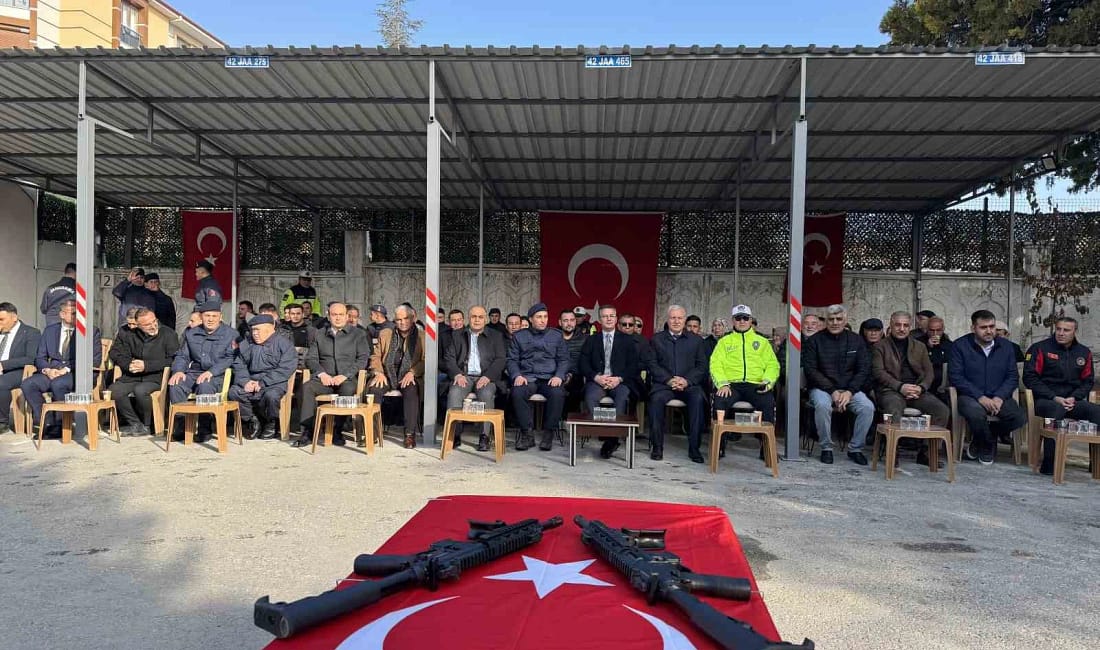 Kulu’da özel birey için temsili askerlik töreni düzenlendi Konya’nın Kulu ilçesinde 41 yaşındaki engelli birey Faruk Metin için