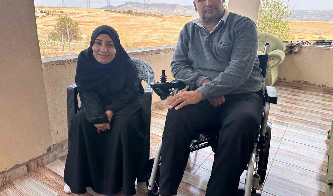 Polis memuru Mustafa Şahin’den anlamlı yardım Hayırsever polis memuru Mustafa Şahin, 3 Aralık Dünya Engelliler Günü