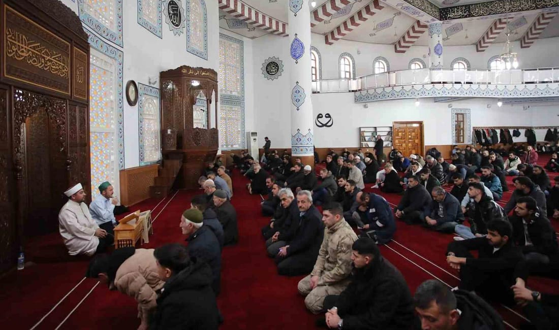 AİÇÜ’de vefat eden öğrenci Remziye Horuz için mevlid programı Ağrı İbrahim Çeçen Üniversitesi Mütercim Tercümanlık Bölümü öğrencisi Remziye Horuz’un