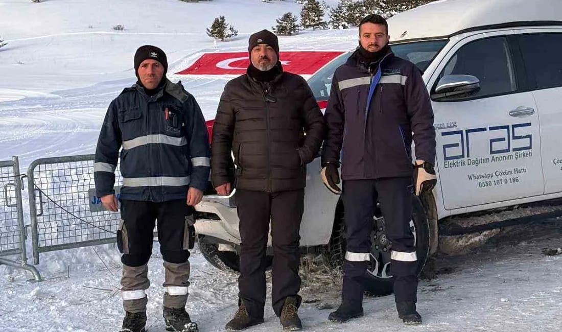 Aras EDAŞ Sarıkamış anmasında sahadaydı Aras EDAŞ, Sarıkamış Harekâtı’nın 111’inci yılı anma etkinliklerinde enerji altyapısının