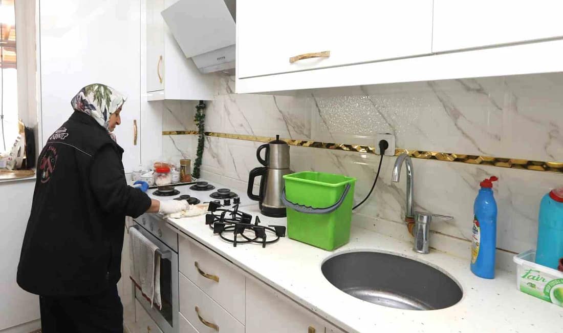 Gaziantep’te 2025’te 852 haneye 2 bin 795 sosyal destek Gaziantep Büyükşehir Belediyesi’nin “Evim Dünyalara Bedel” projesiyle 2025 yılında engelli