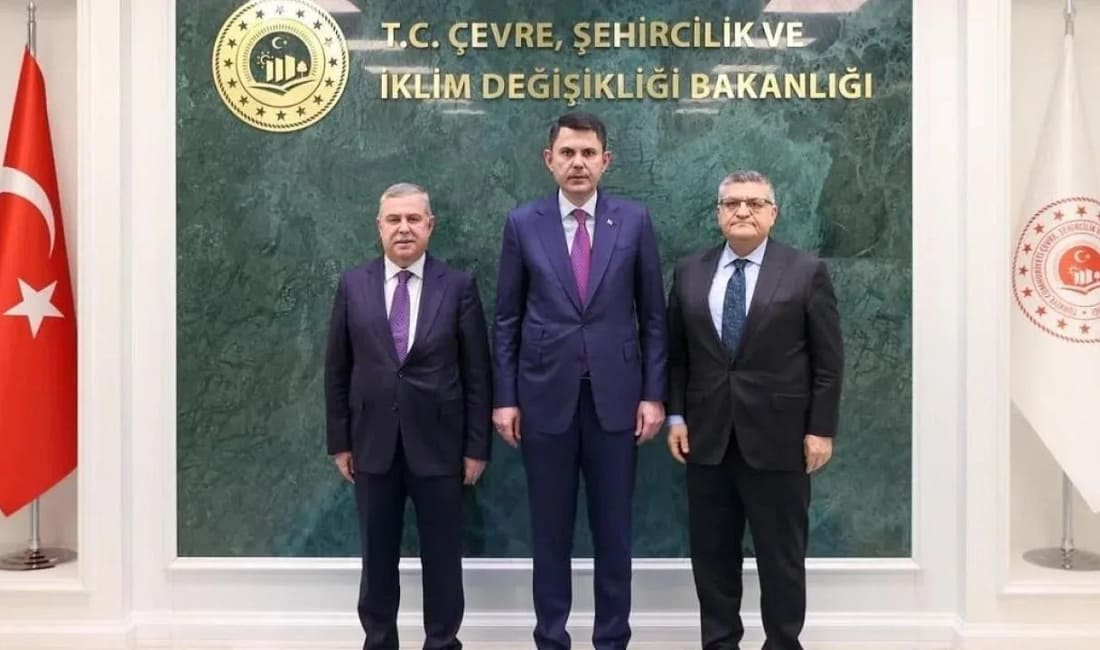 Sinop heyetinden Bakan Kurum’a yatırım ziyareti Sinop Valisi Mustafa Özarslan ve AK Parti Sinop Milletvekili Nazım