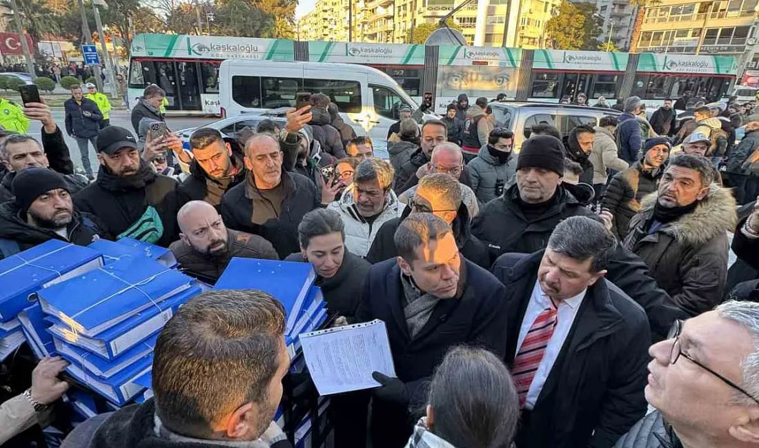 Martı TAG’den paylaşımlı yolculuk için 48 bin dilekçe Martı TAG kurucusu Oğuz Alper Öktem paylaşımlı yolculuk yönetmeliğinin çıkarılması