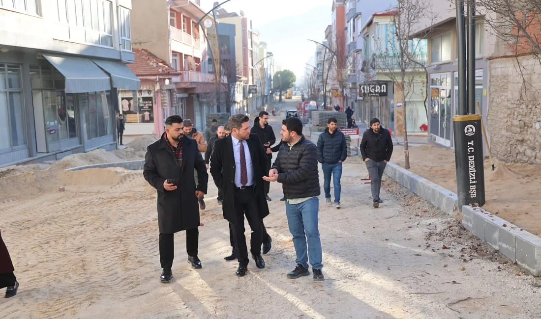 Tavas’ta altyapı hamlesi etap etap ilerliyor Tavas Belediye Başkanı Kadir Tatık ilçede yıllardır süren su taşkınlarına