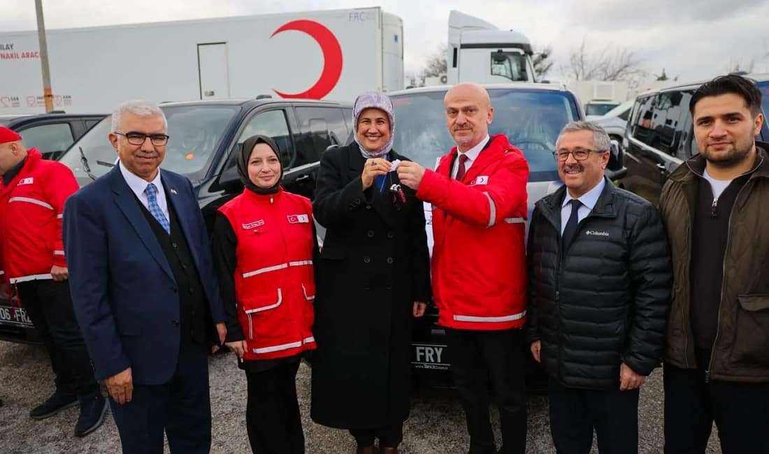 Türk Kızılay Karabük Şubesi’ne yeni hizmet aracı Türk Kızılay Karabük İl Başkanlığı sosyal yardım ve insani faaliyetlerde