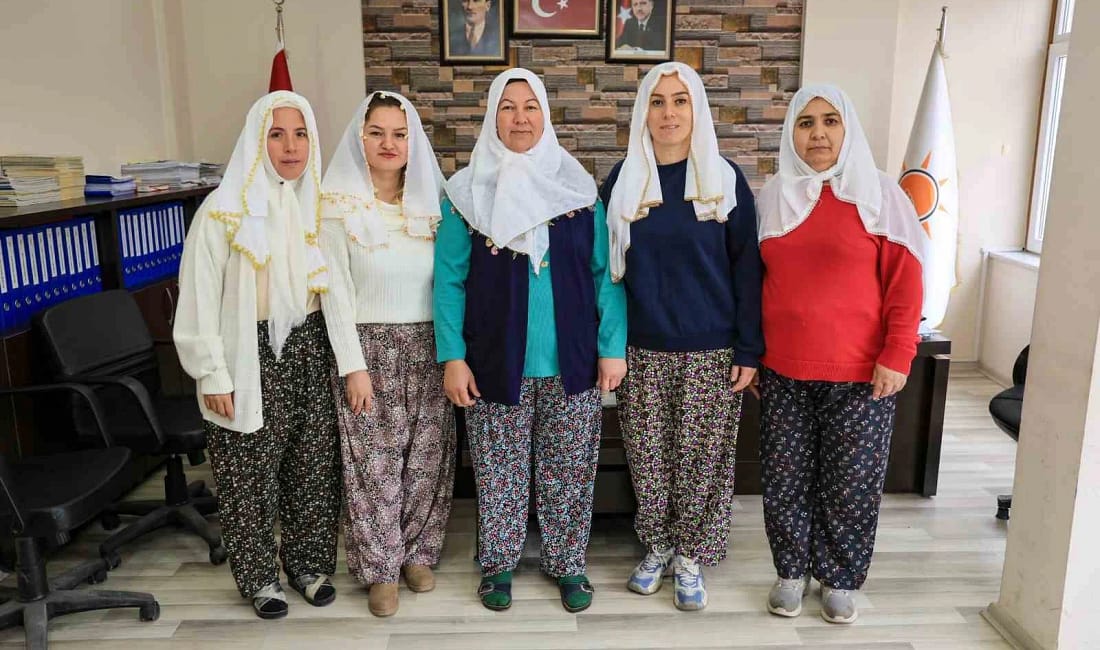 Çameli’den Başkan Güneş’e destek mesajı AK Parti Çameli Kadın Kolları, Mihalgazi Belediye Başkanı Zeynep Güneş’e