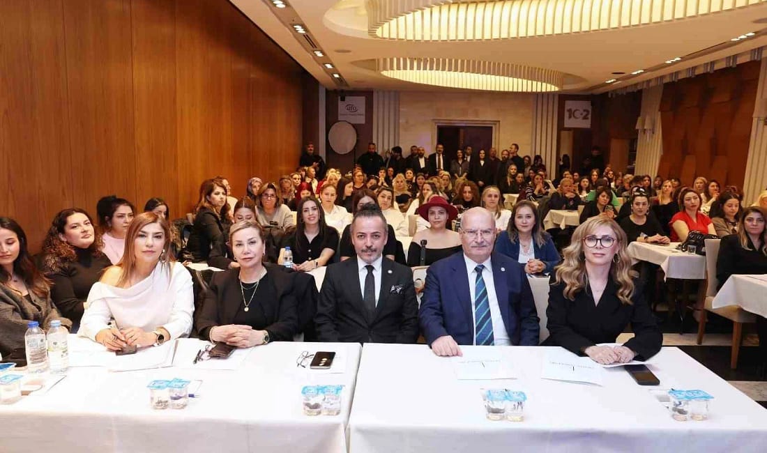 ATO’dan güzellik sektörü için makyaj eğitimi ATO’nun düzenlediği makyaj eğitimi etkinliği, kuaför ve güzellik sektörü çalışanlarının