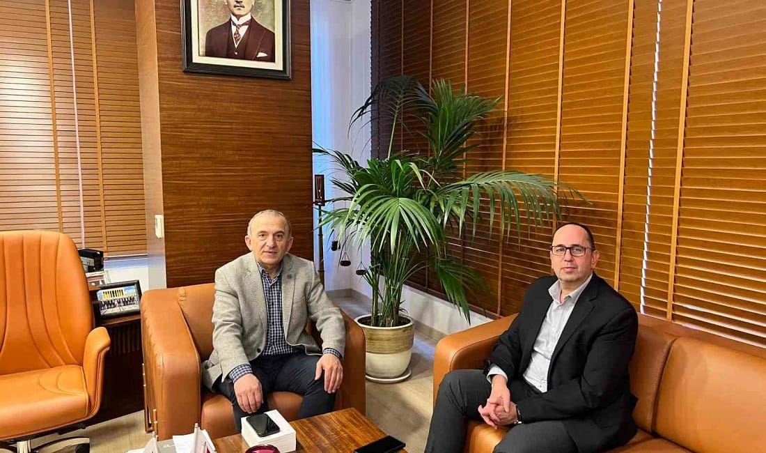 Manisa iş dünyasına KOSGEB’den kapasite desteği KOSGEB’in Kapasite Geliştirme Destek Programı ile Manisa’daki KOBİ’lere makine yatırımı,