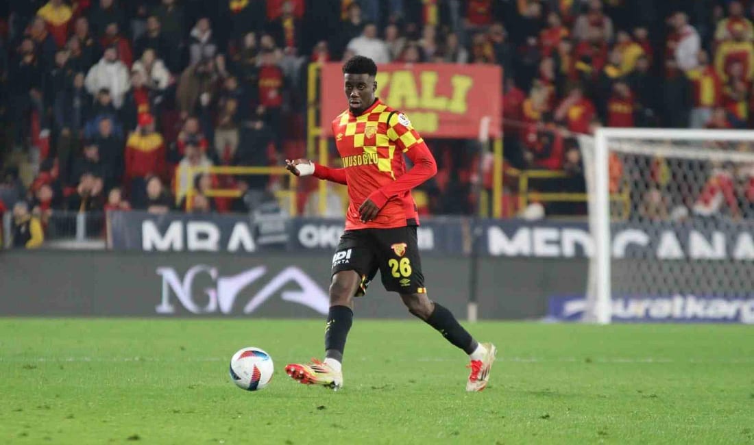 Göztepe’de Bokele takımla çalışmalara başladı Başakşehir maçında sakatlanarak oyundan çıkan Göztepe’nin savunma oyuncusu Malcom Bokele’nin