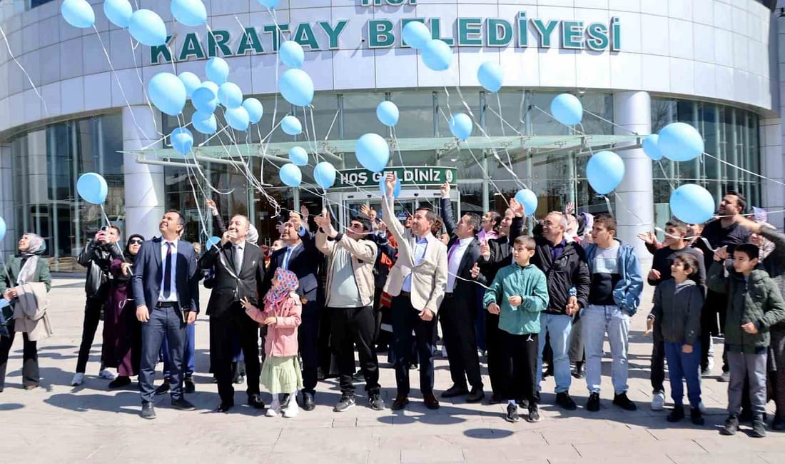 Karatay’da otizme dikkat çeken anlamlı etkinlik Konya’nın Karatay ilçesinde 2 Nisan Otizm Farkındalık Günü kapsamında düzenlenen
