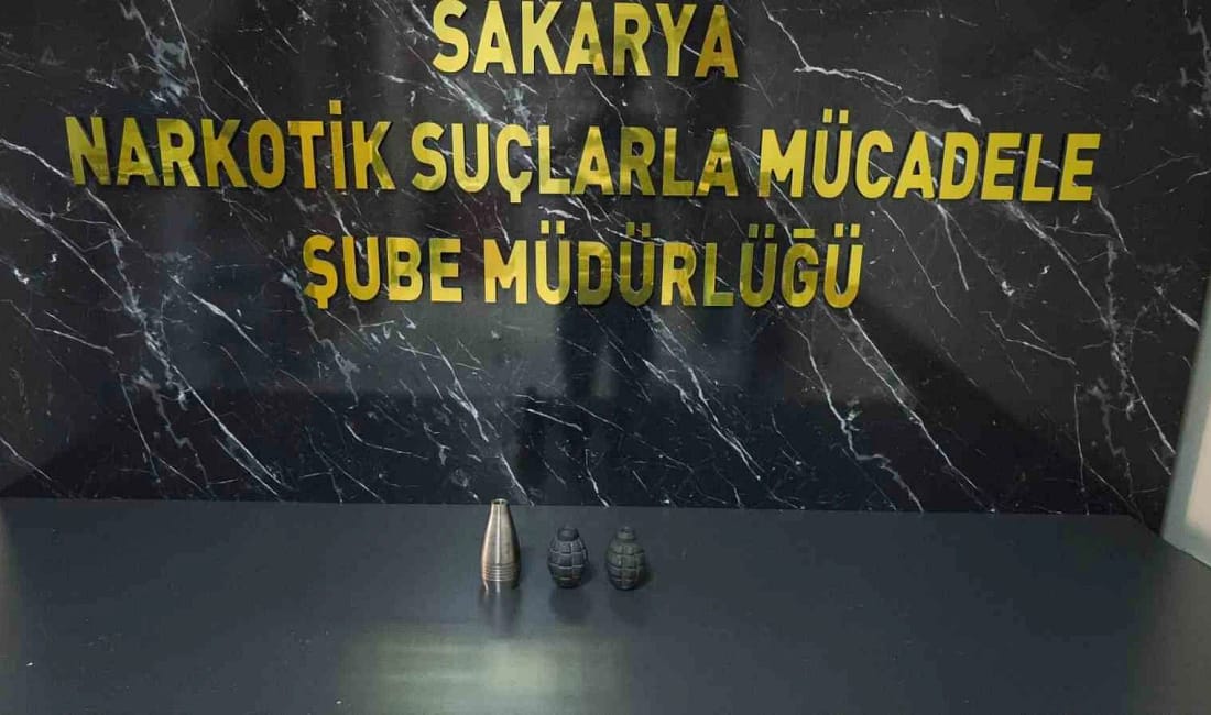 Uyuşturucu baskınında şok bulgu Sakarya’da düzenlenen operasyonda uyuşturucunun yanı sıra el bombası ve havan