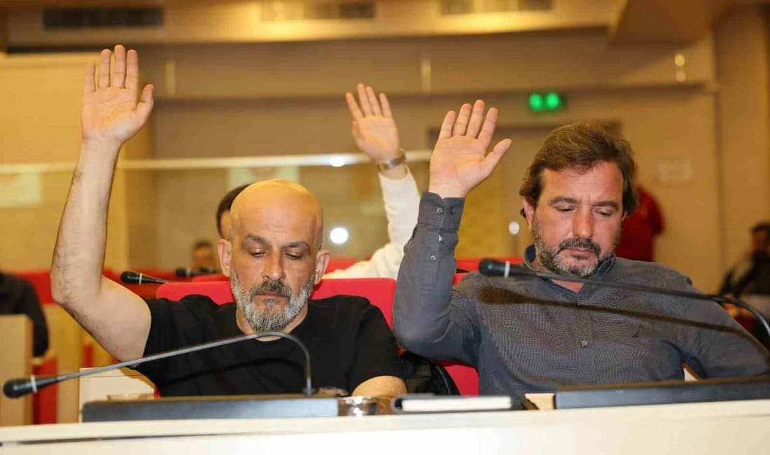 Şehzadeler Meclisi’nde komisyon ve seçim kararı Şehzadeler Belediyesi’nin nisan ayı meclis toplantısında komisyon raporları kabul edildi,