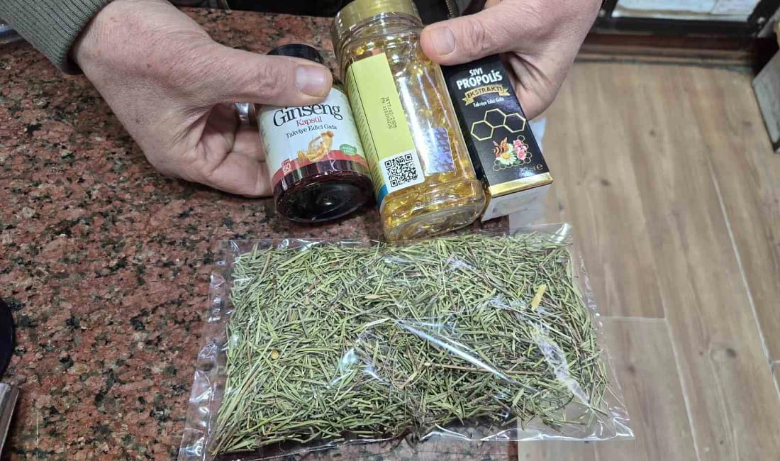 Dikkat dağınıklığı için bitkisel öneriler Eskişehir’de bir aktar, sınav döneminde dikkat dağınıklığı yaşayan öğrenciler için