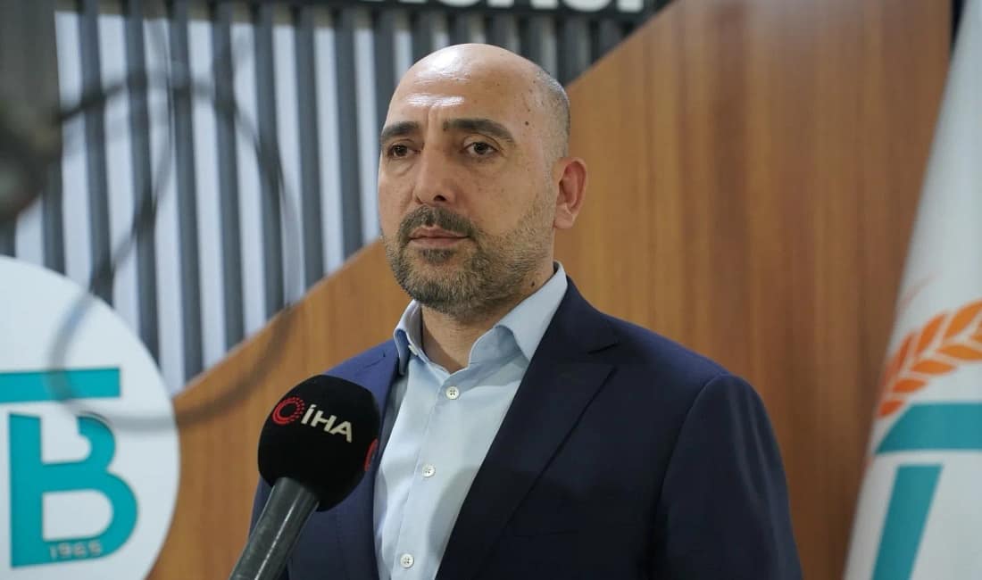 Kayseri’de kurbanlık sorunu yok fiyatlar netleşti Kayseri’de kurbanlık arzının yeterli olduğu açıklandı. Büyükbaş ve küçükbaş sayıları