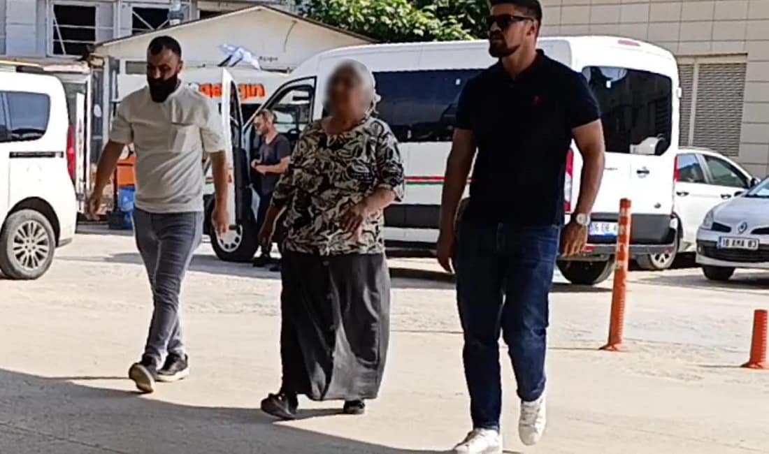 Uyuşturucu ticaretinden 10 yıl hapis cezası bulunan hükümlü yakalandı Bursa’nın İnegöl ilçesinde hakkında uyuşturucu ticareti suçundan kesinleşmiş 10 yıl