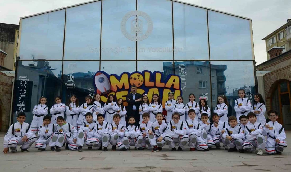 Yıldırım’da çocuklar yaz tatilini öğrenerek geçirecek Çocukların yaz tatilini nitelikli eğitim programlarıyla değerlendirmelerine imkan sağlayan Yıldırım