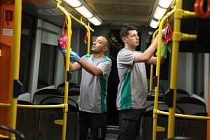 Bursa Büyükşehir’den ulaşımda hijyen seferberliği Bursa Büyükşehir Belediyesi, günde 800 bin fazla vatandaşın kullandığı toplu