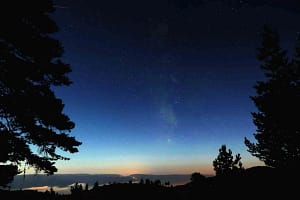 Perseid meteor yağmuru eşsiz görüntülere sahne oldu Sakarya semaları, yılın en etkileyici gökyüzü olaylarından biri olan Perseid