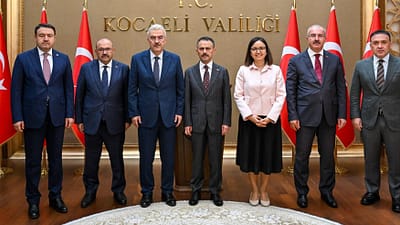 Bölge Koordinasyon Toplantısı Kocaeli’nde yapıldı. Toplantıya Bursa Valisi Erol Ayyıldız’ın