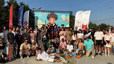 Türkiye’nin dört bir yanından gelen kaykay sporcuları, Osmangazi Belediyesi’nin ev