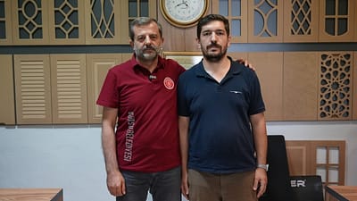 Gürsu ilçesinde yaşanan yangın felaketinde canla başla mücadele eden orman