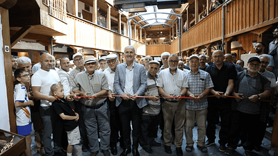 Kendisi de Almanya’da gurbetçi bir ailenin çocuğu olarak dünyaya gelen