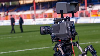 2025-2026 sezonunda iç saha maçlarını kapsayan yayın hakları için ihale