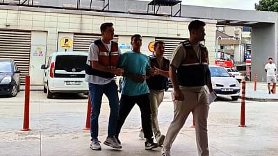 Bursa'da düz kontakla çalınan otomobilin izini süren JASAT ekipleri, hırsızlık