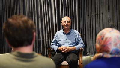 Osmangazi Belediyesi, düzenlediği “Girişimci Kafası” söyleşileriyle iş hayatına sıfırdan başlayarak