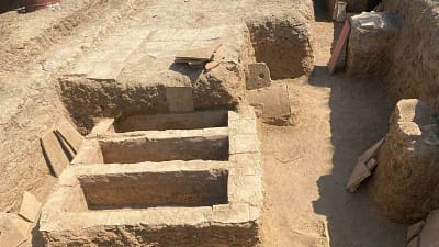 Papa’nın ziyaret edeceği İznik’te yılan ve insan figürleri bulunan mozaikler