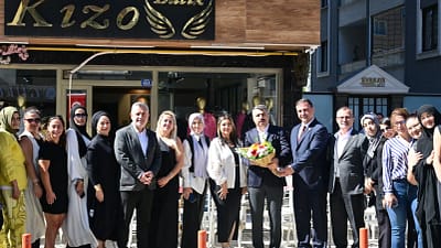 Yıldırım Belediye Başkanı Oktay Yılmaz, Millet Mahallesi’nde önce kadın esnaflarla