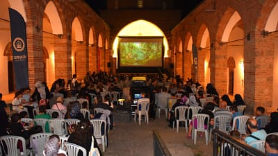 Yıldırım Belediyesi’nin, ilçeye renk katan Yaz Sinema Günleri etkinlikleri vatandaşların