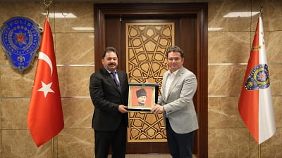 Osmangazi Belediye Başkanı Erkan Aydın, Bursa İl Emniyet Müdürlüğü görevine