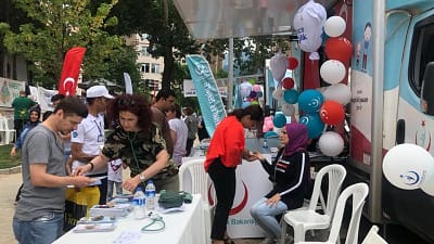 Bursa İl Sağlık Müdürlüğü, her yıl gelenek haline getirdiği ‘Sağlık Sokağı’nı