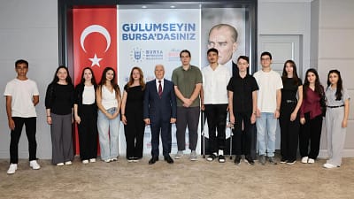 Bursa Büyükşehir Belediyesi’nin BUSMEK aracılığıyla düzenlediği ücretsiz Yükseköğretim Kurumları Sınavı