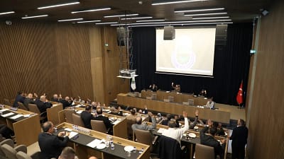 İnegöl Belediyesi’nin Ekim ayı olağan meclis toplantısı gerçekleştirildi. 17 gündem