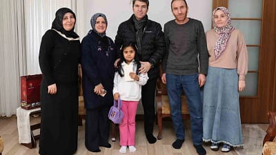 Amasya Valisi Önder Bakan 6 Şubat depremlerinin yıl dönümünde depremzede