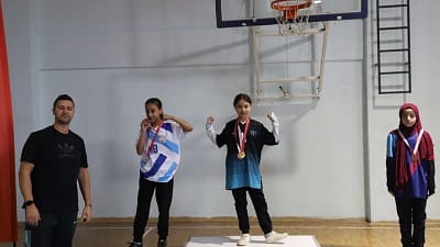 Kütahya’da düzenlenen Okullar Arası Küçükler Bilek Güreşi İl Birinciliği müsabakalarında