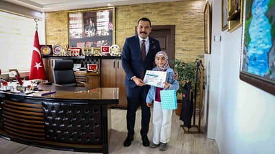 Van’ın Muradiye ilçesinde 62. Kütüphane Haftası kapsamında düzenlenen etkinliklerde minik